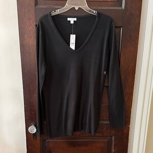 New York & Company Black Long Sleeve V-Neck Top